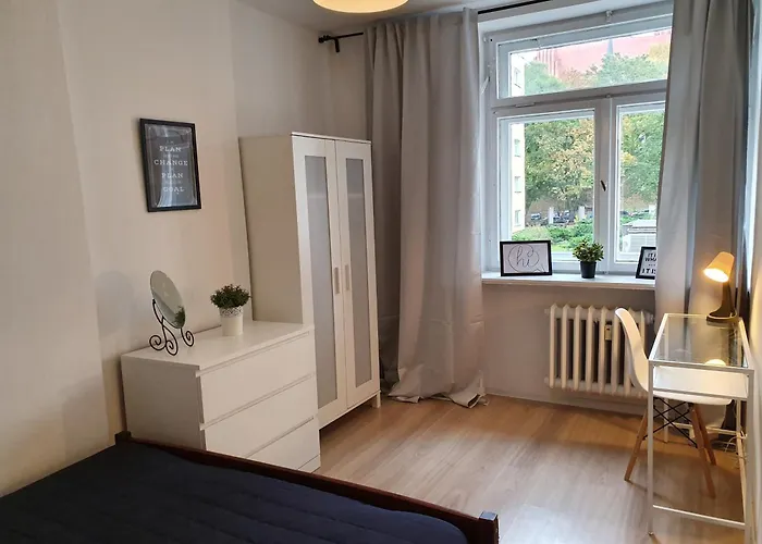 홈스테이 Pokoje Przy Bulwarze Gdynskim *